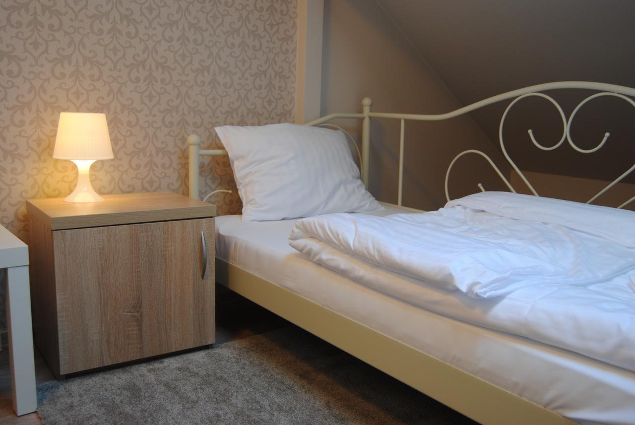 Hotel Magnat Słupca Habitación foto